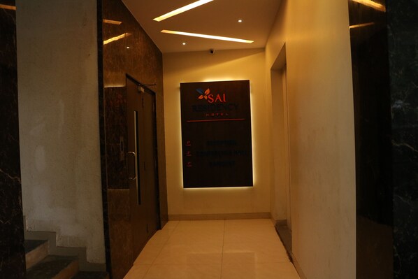 Interior entrance - Hotel Sai Residency Vasai (Vasai)