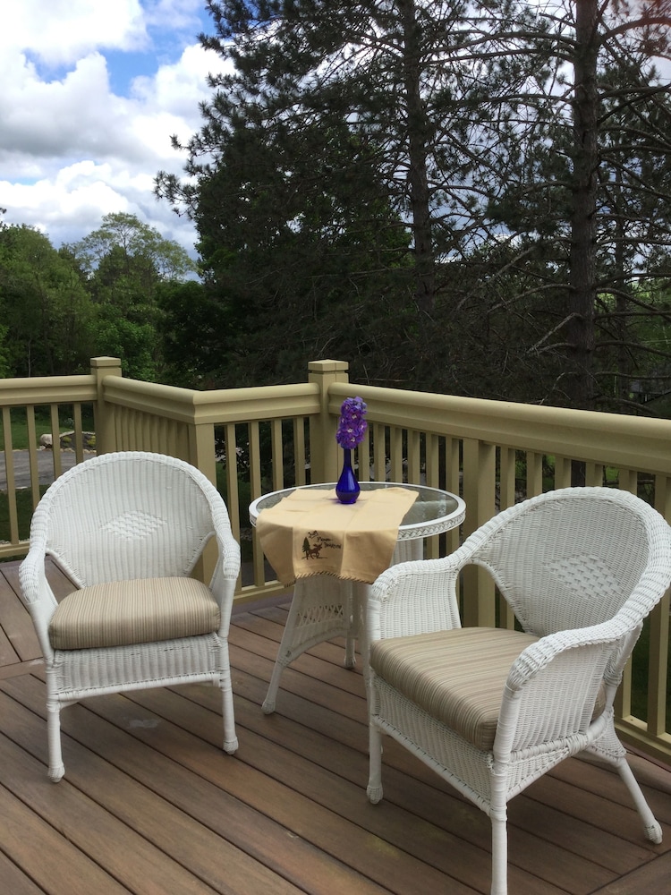 Echo Woods B & B by null