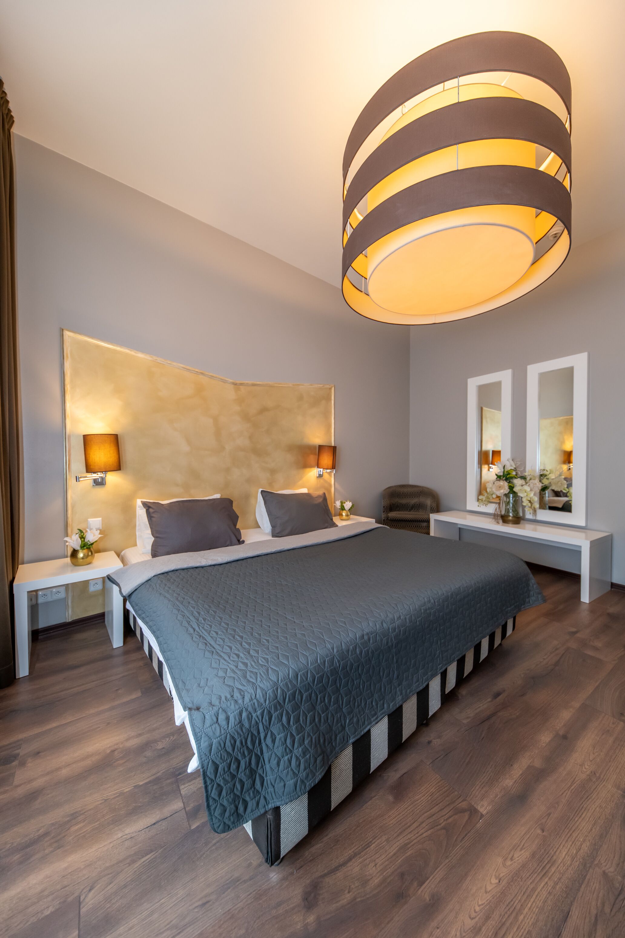 deluxe apartment (one bedroom) | floor plan