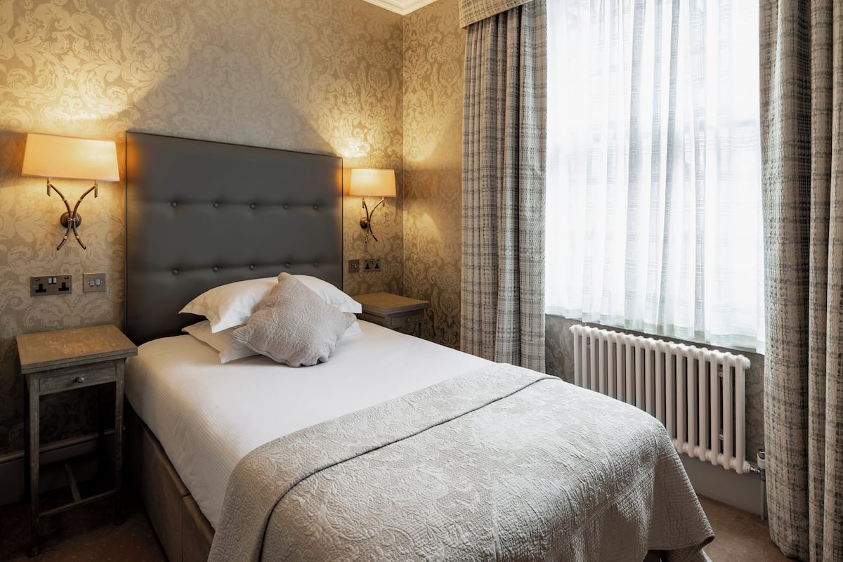Chambre Simple, 1 lit une place