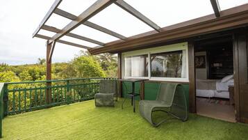 Deluxe-Doppelzimmer, 1 Schlafzimmer, Strandblick | Terrasse/Patio