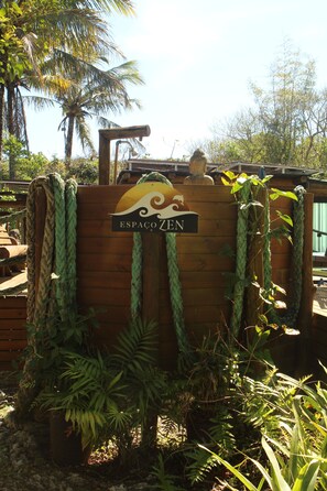 Sauna, massages - Grajagan Surf Resort (Paranaguá)