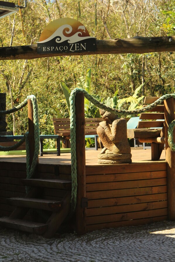 Sauna, massages - Grajagan Surf Resort (Paranaguá)