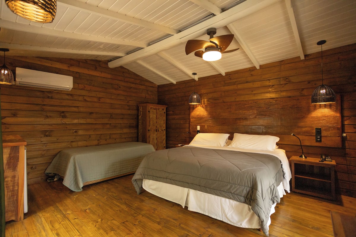 1 habitación, minibar y caja de seguridad en la habitación