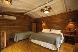 1 bedroom, minibar, in-room safe, blackout curtains - Grajagan Surf Resort (Paranaguá)