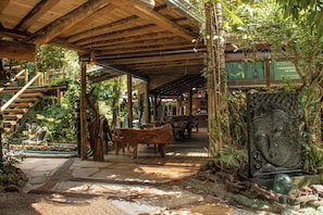 Property grounds - Grajagan Surf Resort (Paranaguá)