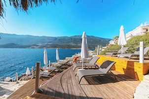 Playa privada, bar en la playa