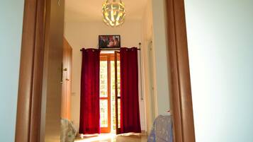 Escritorio y wifi gratis