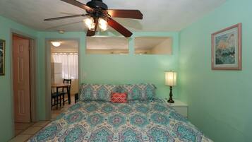 1 King Bed, Non-Smoking, ADA-Accessible, Ground Floor | 1 bedroom, desk, laptop workspace, blackout drapes