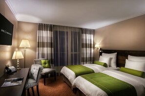 Premium bedding, Select Comfort beds, in-room safe, desk