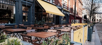The White Star Tavern