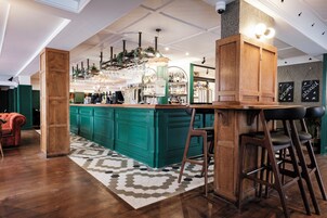 Bar (en la propiedad)