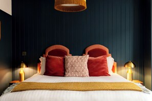 Deluxe Double Room | Premium bedding, minibar, in-room safe, desk - The White Star Tavern (Southampton)