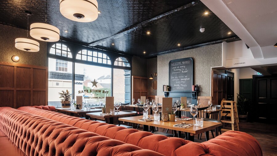 The White Star Tavern