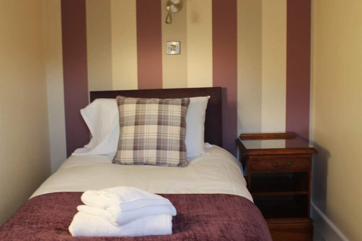 بديكورات فريدة لكل غرفة وملاءات أسرّة