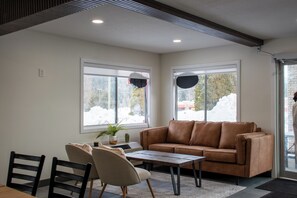 Televisión de pantalla plana