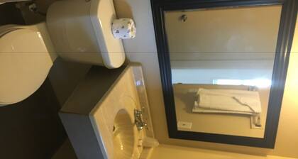 Pelican Inn and Suites