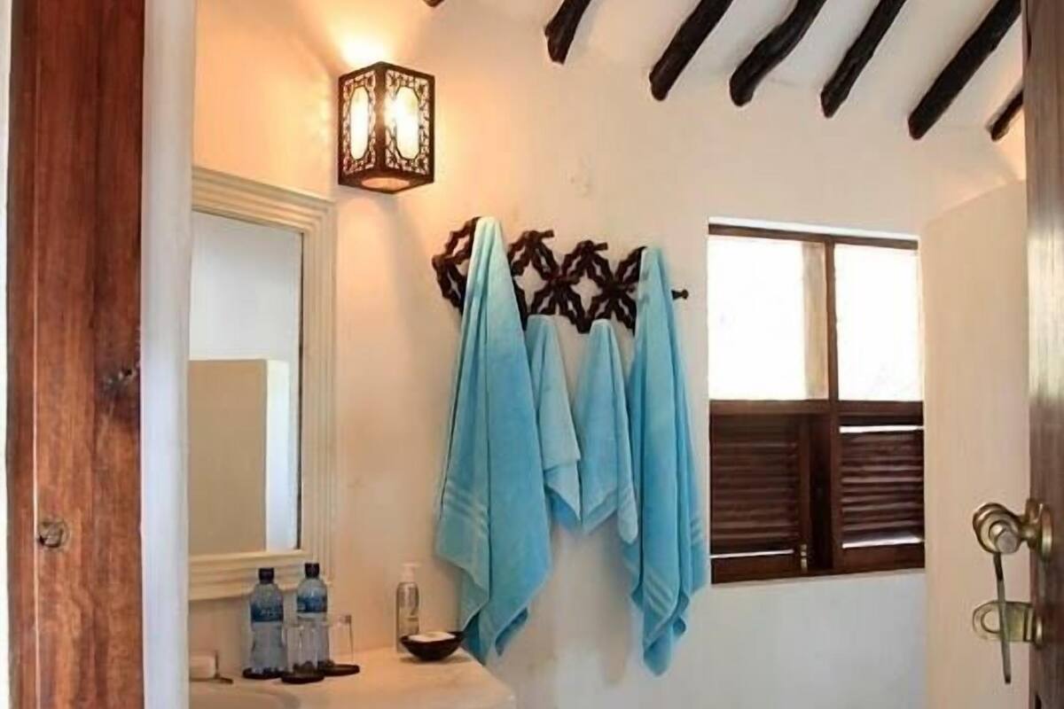 Family Room, 2 Bedrooms (Borelius) | Bathroom