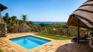 Double Room (Downstairs ) | Beach/ocean view - Lombok Lodge (Port Shepstone)