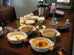 Dining - Lombok Lodge (Port Shepstone)