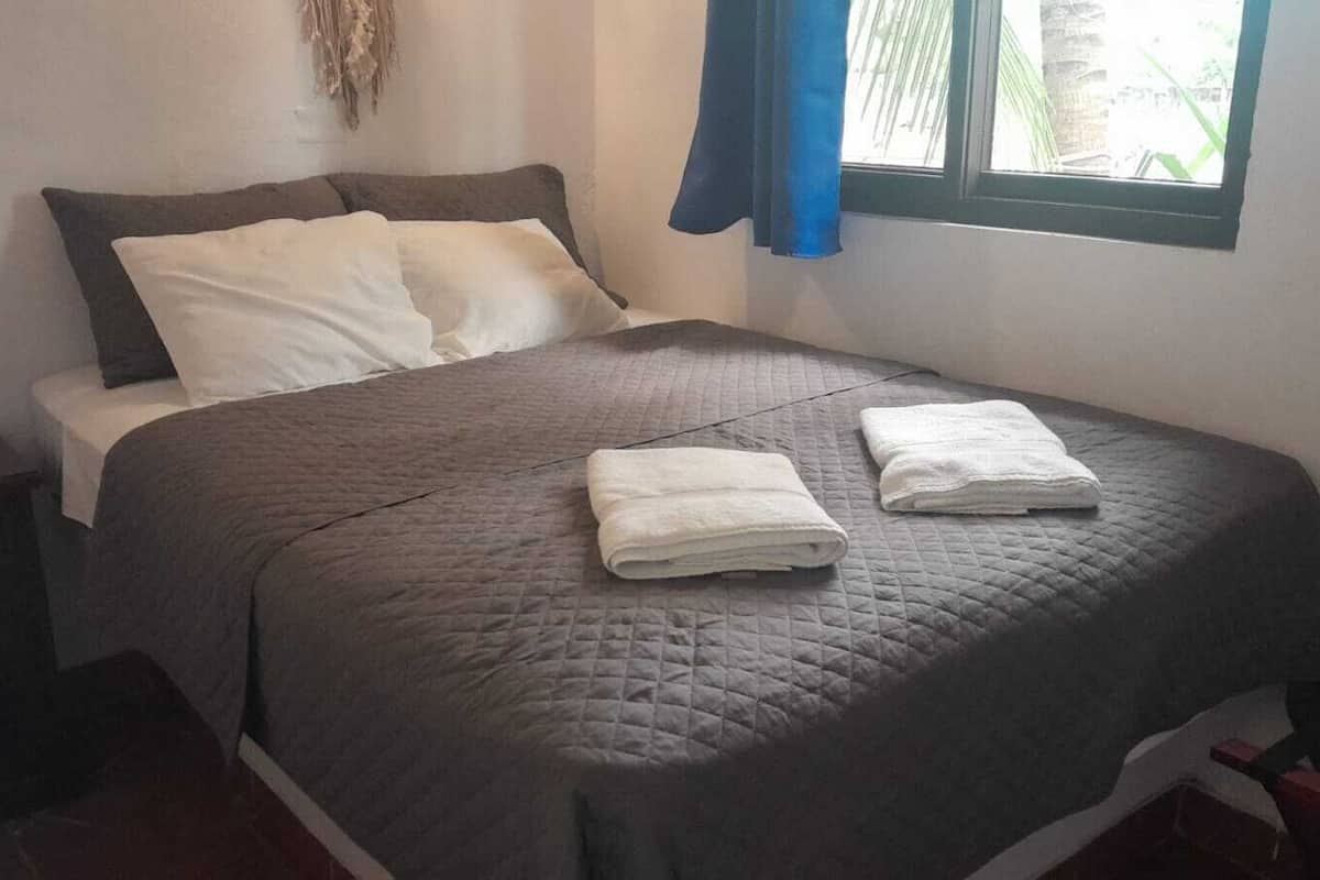 Family Room, Pool View (Modular) | Egyptian cotton sheets, premium bedding, Tempur-Pedic beds, bed sheets
