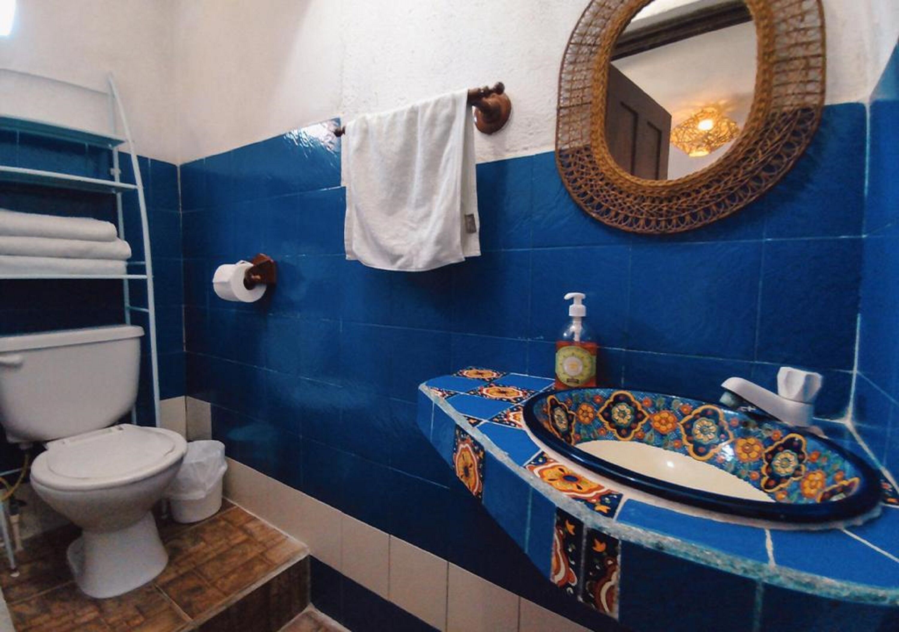 triple room, sea view | bathroom | shower, designer toiletries, towels, soap