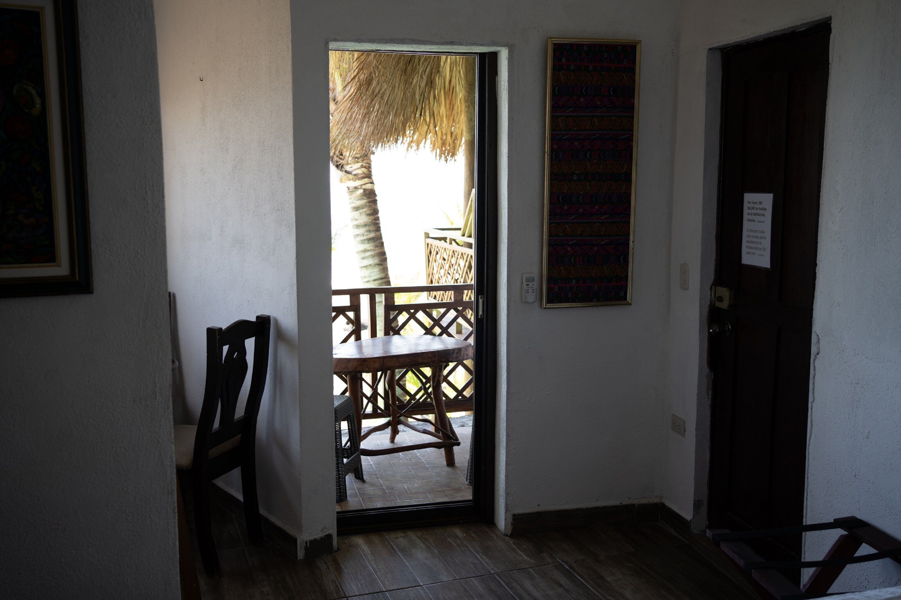 1 bedroom, egyptian cotton sheets, premium bedding, tempur-pedic beds