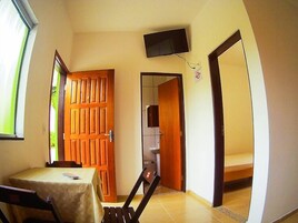 Chalet | Zona de estar | Una televisión LCD