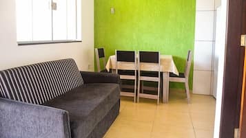 Chalé | Sala de estar | TV LCD