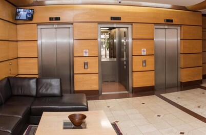 El Bosque Suites
