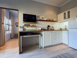 Treehouse@theebos  | Private kitchen