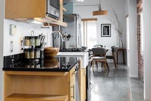 Premier Royal Loft | Private kitchen | Fridge, microwave, freezer