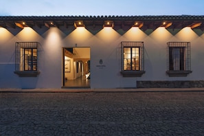 Property entrance - Good Hotel Antigua a Member of Design Hotels (Antigua Guatemala)
