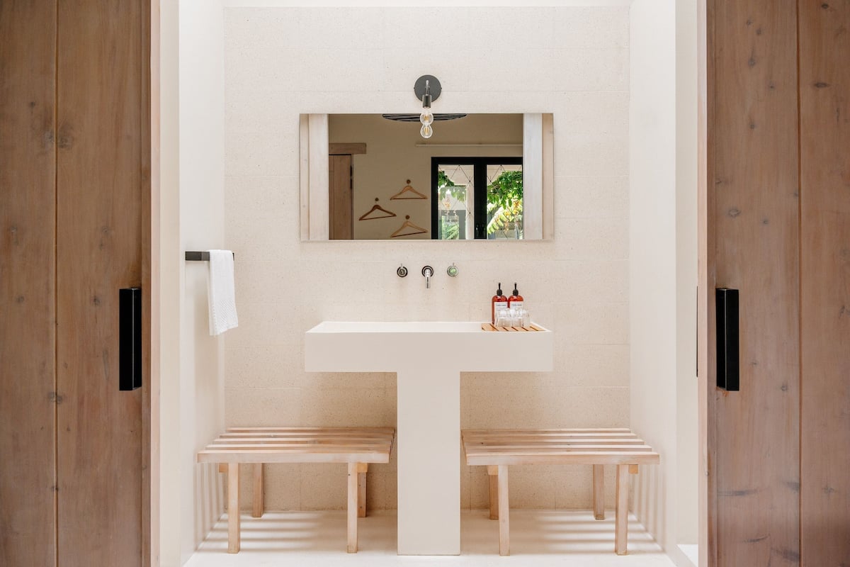 rainfall showerhead, designer toiletries, hair dryer, towels