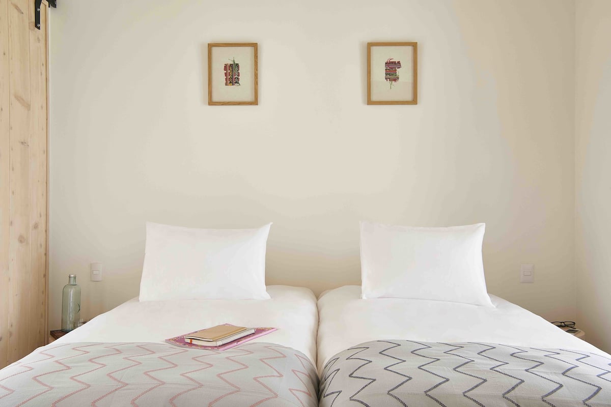 Premium bedding, Select Comfort beds, in-room safe