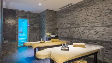 Couples treatment rooms, hot tub, steam room, body treatments