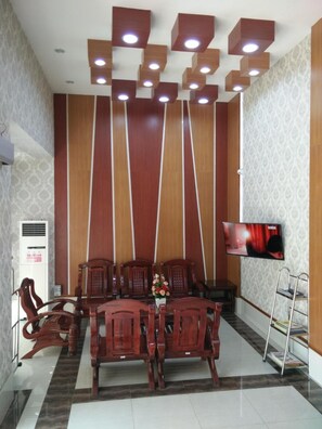 Interior - Nylon Hotel (Mandalay)