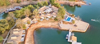 Sanctuary Nam Ngum Beach Resort