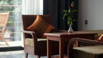 Ropa de cama de alta calidad y minibar