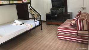 ファミリー スタジオ | WiFi (無料)、ベッドシーツ