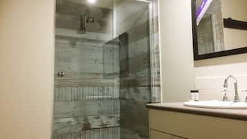 Cottage (Merrijig or River)  | Bathroom | Combined shower/tub, deep soaking tub, hair dryer, towels