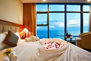 Literie de qualité supérieure, couette en duvet d'oie, minibar