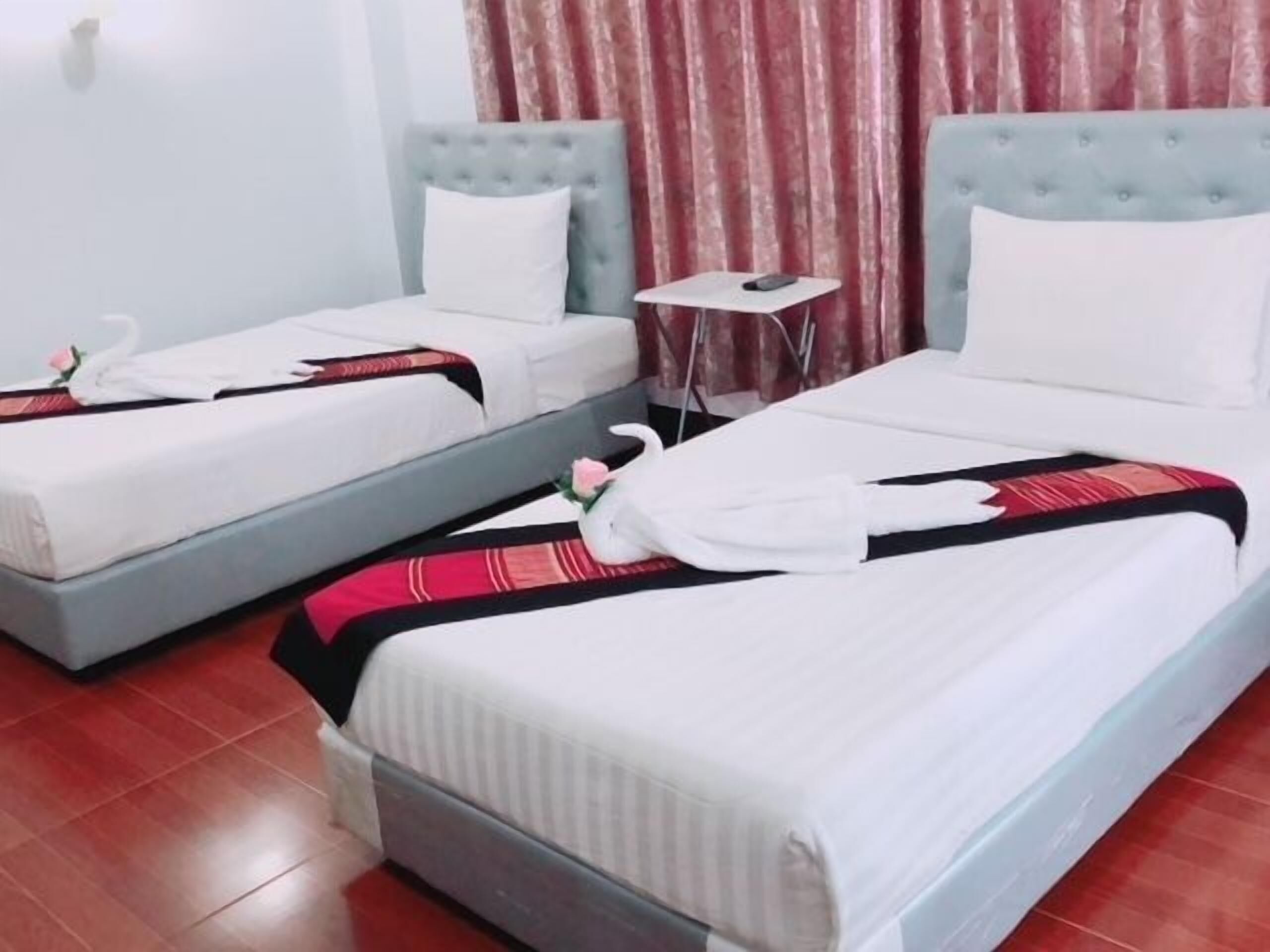 Desk, blackout drapes, free WiFi, bed sheets