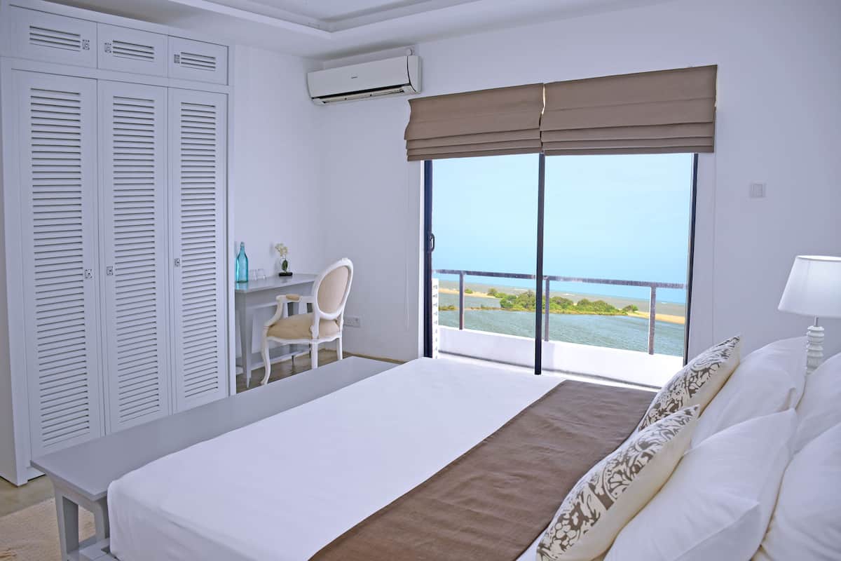 Deluxe Double Room with Balcony and Sea View | 5 bedrooms, premium bedding, in-room safe, individually decorated