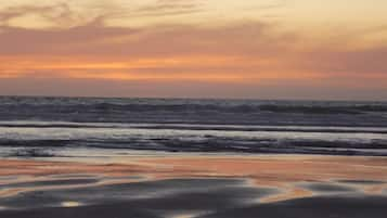 Una spiaggia nelle vicinanze