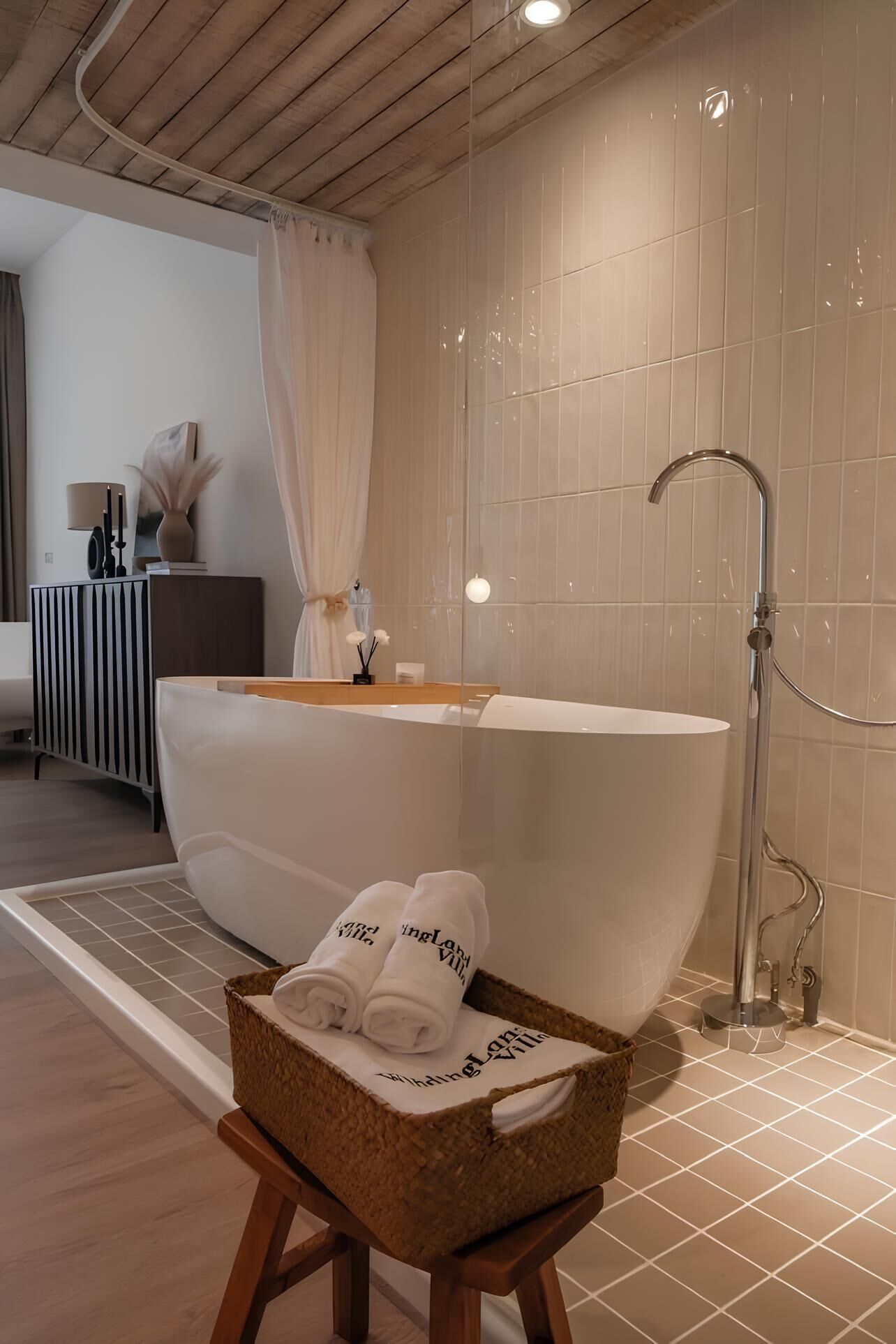 Vil·la Elite | Bany | Banyera i dutxa independents, assecador de cabells i sabatilles 