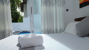5 bedrooms, Frette Italian sheets, premium bedding, memory-foam beds - Sethum Villa - Unawatuna (Koggala)