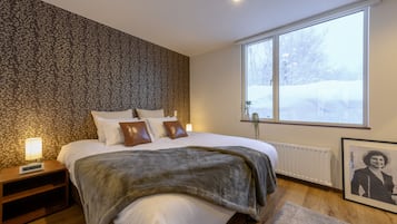 One Bedroom | In-room safe, desk, free WiFi