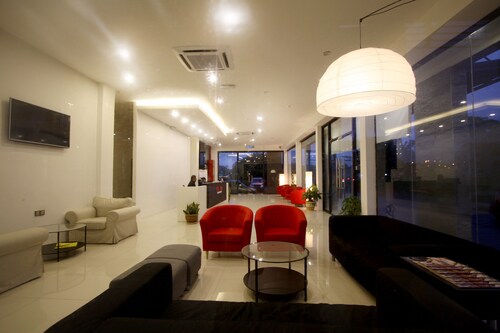 Place2Stay Business Hotel - Waterfront