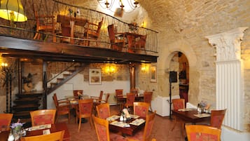 Dagelijks à la carte ontbijt (EUR 12.33 per persoon)